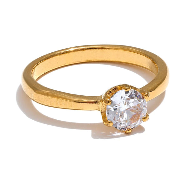 Ring made of 18k gold-plated stainless steel with cubic zirconia.