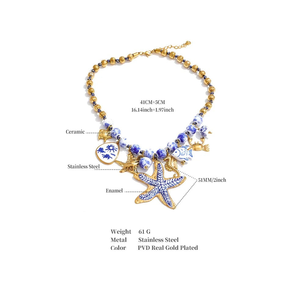 Star beaded geometric necklace in gold-plated stainless steel.