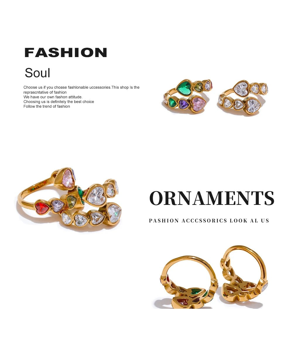 Cubic zirconia heart ring in 18K gold-plated stainless steel with cubic zirconia.