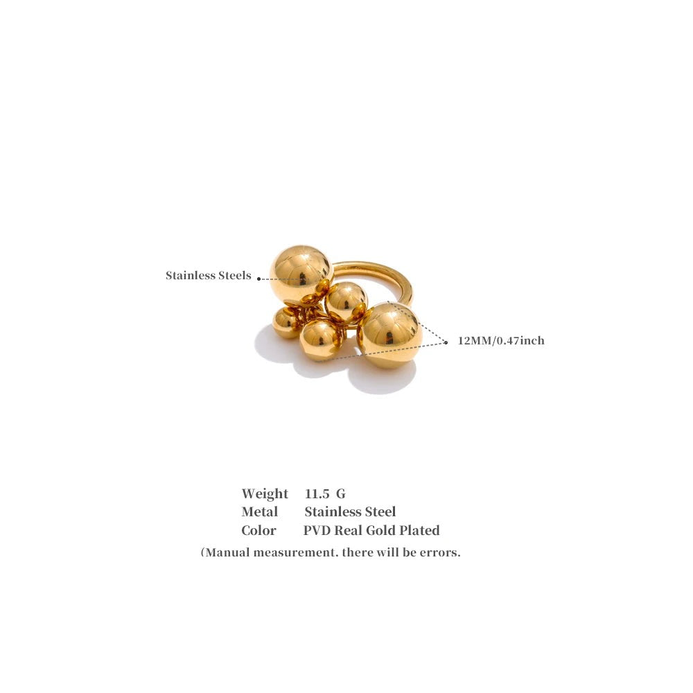 Beaded geometric ring in 18K gold-plated stainless steel.