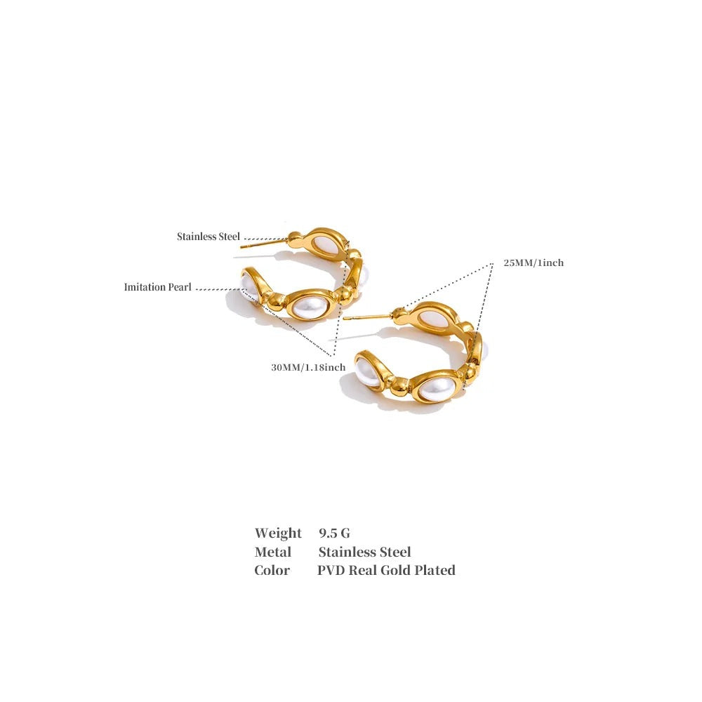 Pearl geometric earrings in gold-plated stainless steel with pearl.