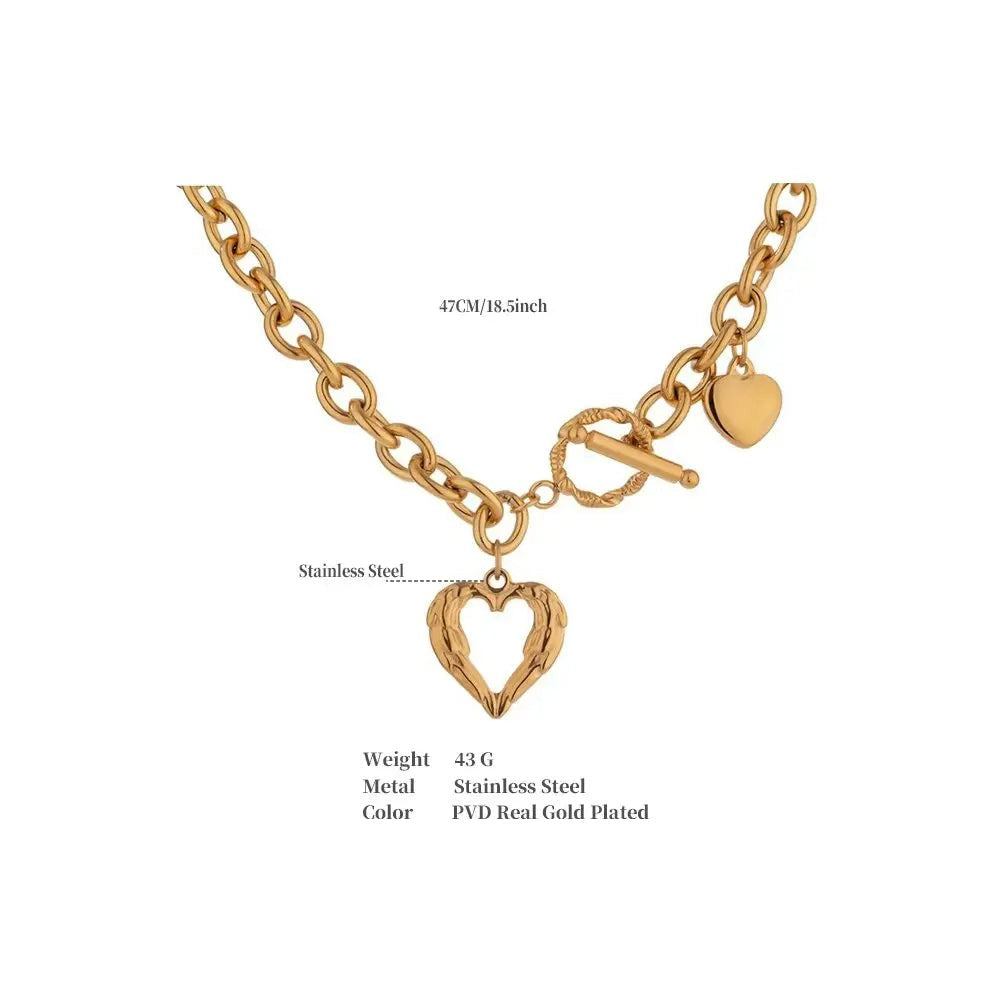 Heart hammered geometric necklace in gold-plated stainless steel.