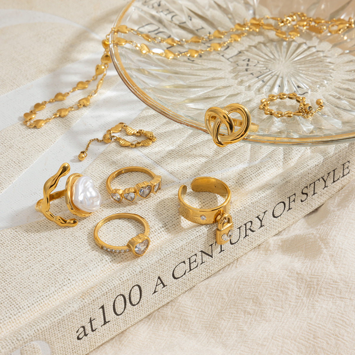 NAYA Studio jewelry with sculptural form and expressive color