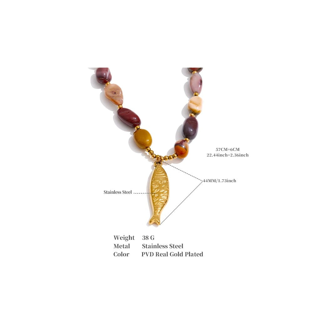 Natural stone beaded geometric necklace in gold-plated stainless steel with natural stone.