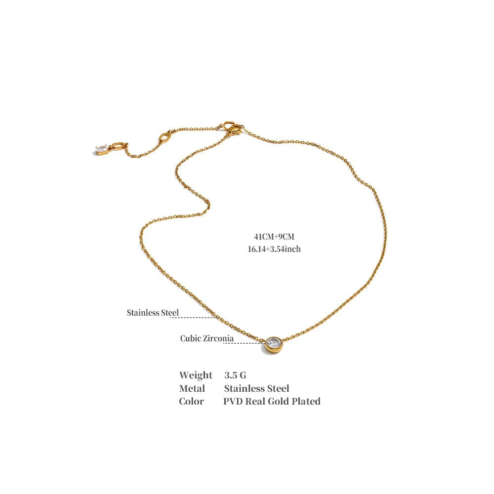 Cubic zirconia geometric necklace in gold-plated stainless steel with cubic zirconia.
