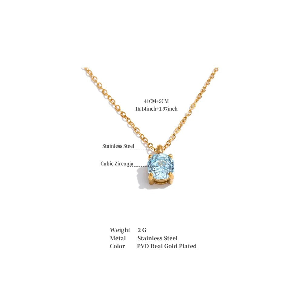 Cubic zirconia flower geometric necklace in gold-plated stainless steel with cubic zirconia.