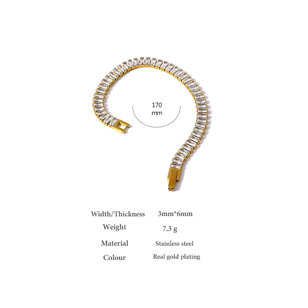 Cubic zirconia geometric bracelet in gold-plated stainless steel with cubic zirconia.